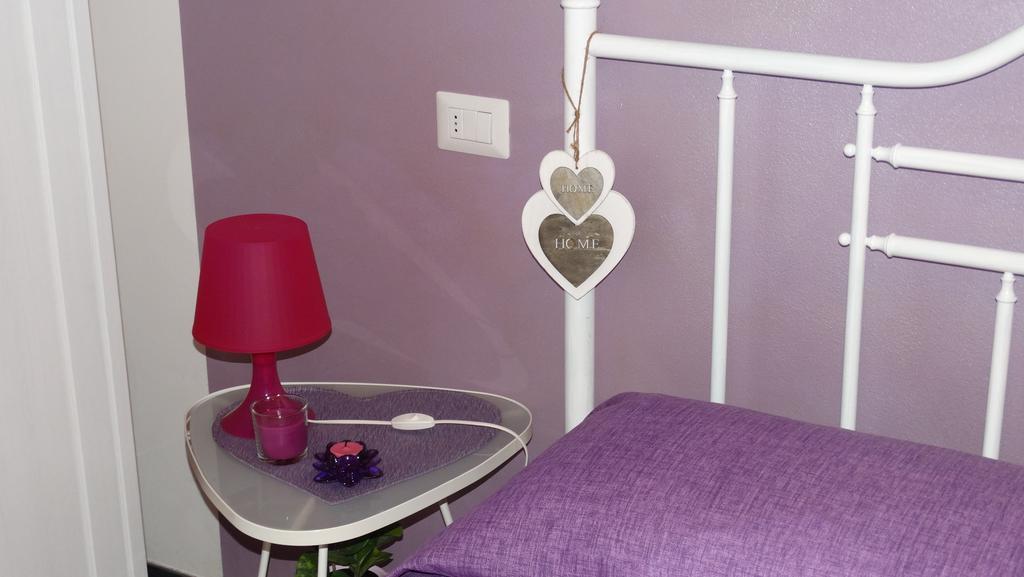 Casetta Romantica Viola Леричи Экстерьер фото